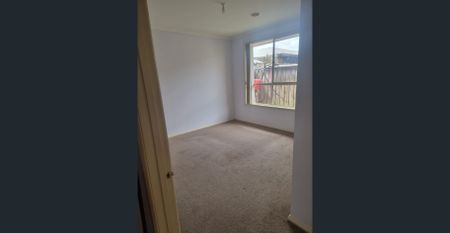 2/29 Vincent Avenue, St Albans, VIC 3021 - Photo 5