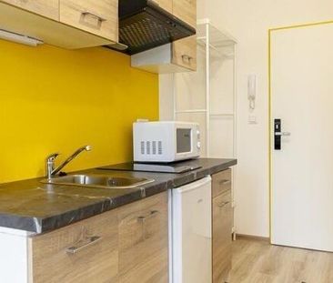 Pronájem bytu 1+kk 22 m2 - Fotografie 5