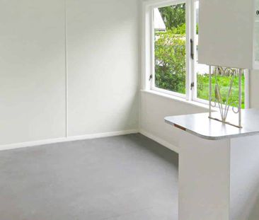 3-BED FAMILY HOME! - Photo 1