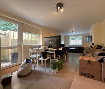 Flora Street, Cathays - Photo 1