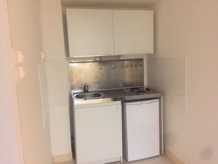 Location Appartement 1 pièce 25m² OLIVET 45160 - Photo 2