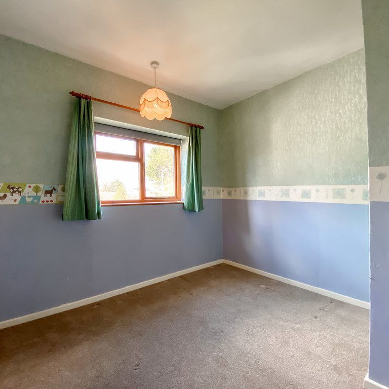 Loddon - Photo 1