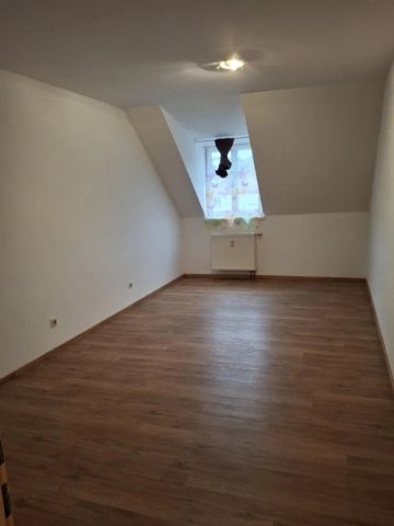 Gut aufgeteilte 2-Zimmer-Wohnung mit möblierter Küche im Zentrum von Lohnsburg - Photo 4