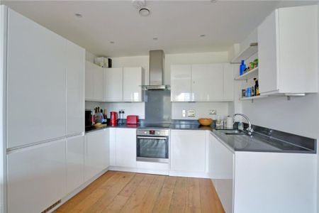 2 Bed Flat, Pelton Road, SE10 - Photo 3