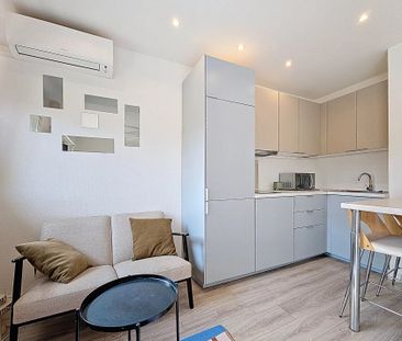 Location Appartement 1 pièces 25 m2 à Cannes - Photo 5