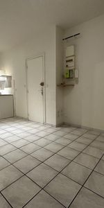 Location Appartement 2 pièces 32m² BORDEAUX 33800 - Photo 3