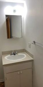2 CH - 1 SDB - Laval - $1,450 /mo - Photo 3