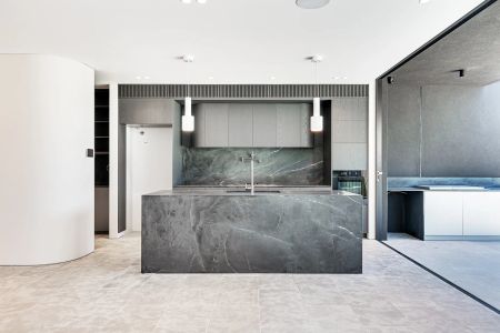 Near New Architecturally Designed Duplex Offering Unparalleled Level of Luxury - Photo 4