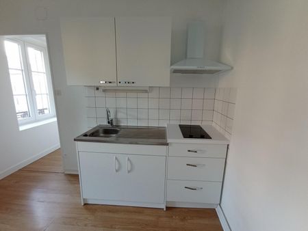 Location Appartement 1 pièce 30m² - Photo 2
