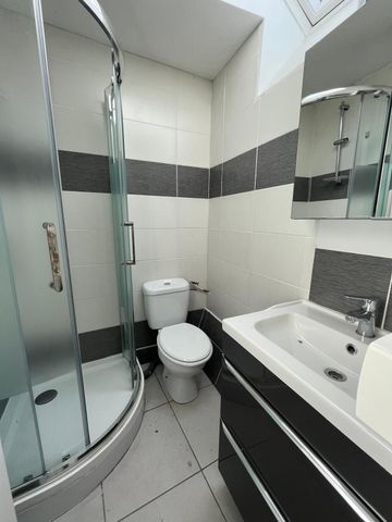 Location Appartement 2 pièces 56m² DINAN 22100 - Photo 4