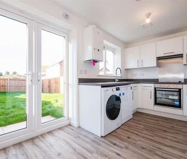 Acklam Gardens, Middlesbrough, TS5 - Photo 1