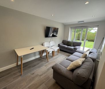 Yarburgh Way, Badger Hill - P10037 - Photo 2