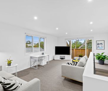 Spacious Family Living in the Heart of Barwon Heads - Photo 1