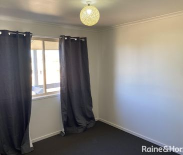 Fantastic family home with Sheds - Photo 5