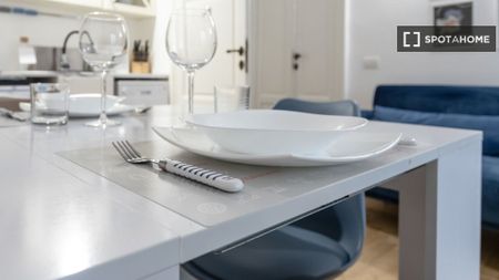 milan, Lombardy 20121 - Photo 2