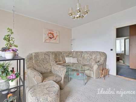 Pronájem bytuRenting an apartment 3+1, 73 m2 - Fotografie 2