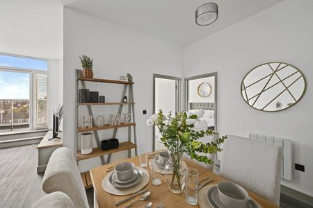 Peterborough - Photo 3