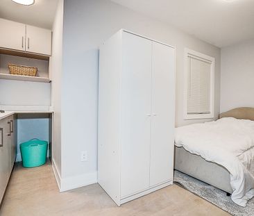 For Lease - 252 Annette Street Unit# 3, Toronto, Ontario - Photo 2