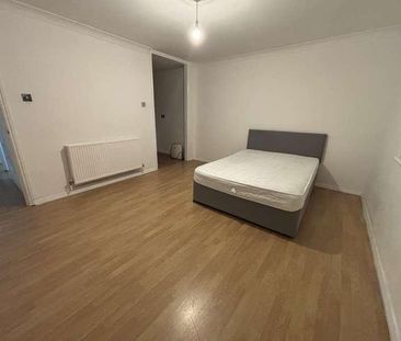 Salisbury Road, Barnet, EN5 - Photo 1