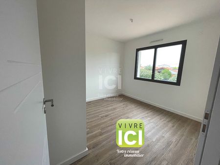 Location Maison 4 pièces 101m² - Photo 2