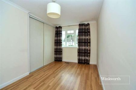 Penshurst Way, South Sutton, Surrey, SM2 - Photo 2