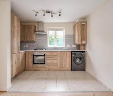 21 Maldon Court, Belfast, BT12 6GY - Photo 3