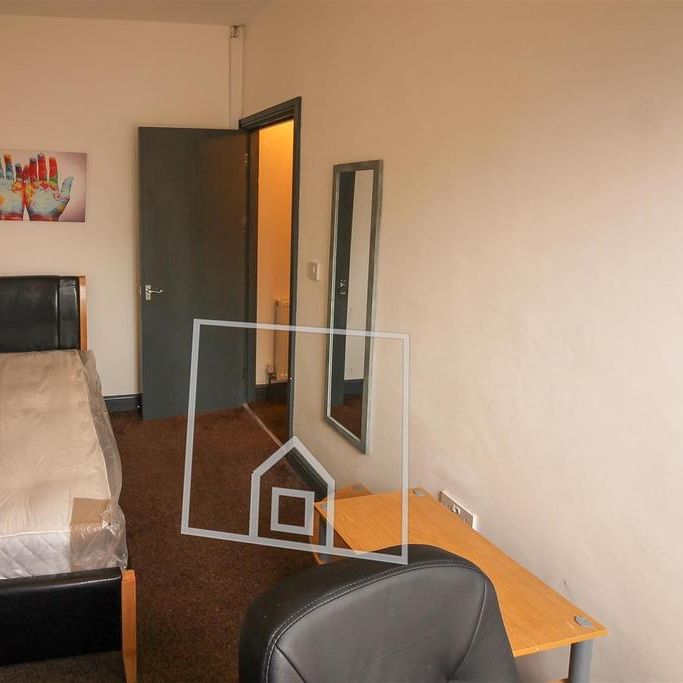 2 bedroom house to rent - Photo 1