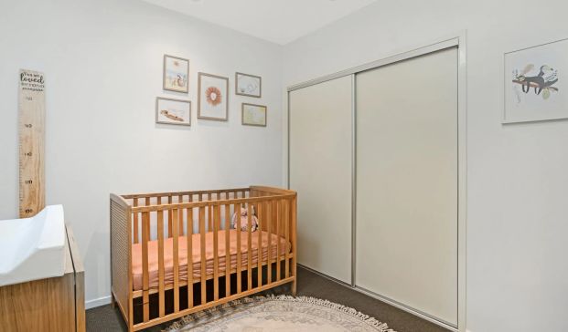 34 South Bay Drive, Varsity Lakes QLD 4227 - House For Rent | Domain - Photo 1