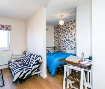 1 bedroom property to rent - Photo 6