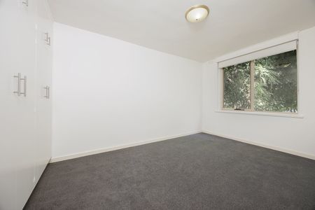 1/94 Lewisham Road, Prahran VIC 3181 - Photo 2