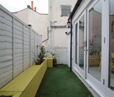 2 bedroom house to rent - Photo 2