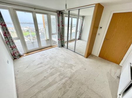 Pearse Close, PENARTH - Photo 3