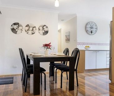 Great Family Home - Spacious 3 Bedroom House! - Photo 1