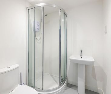 2 bedroom flat to rent - Photo 4