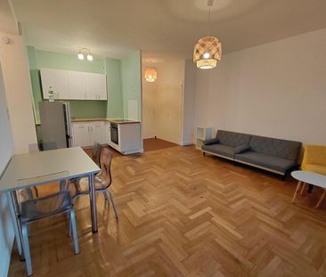 Location Appartement 2 pièces 51m² STE FOY LES LYON 69110 - Photo 3