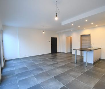 Appartement te huur - Photo 1