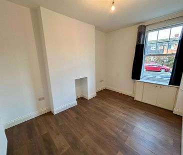 3 bedroom terraced house to rent - Photo 6