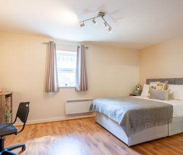 V3 VICTORIA TERRACE Leeds - LS3 1BX - Photo 1