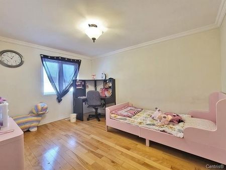 Maison à étages à louer - Laval (Chomedey) (Autres) - Photo 4
