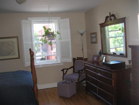 287 St. Patrick Street - Photo 2