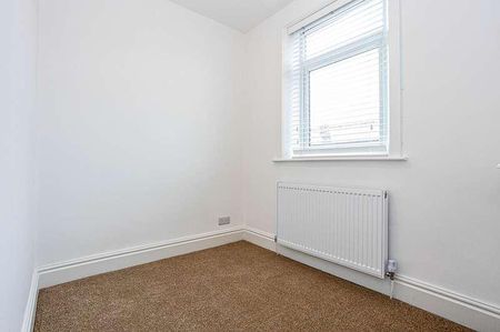 Moss Vale Road, Urmston, Manchester, M41 - Photo 4