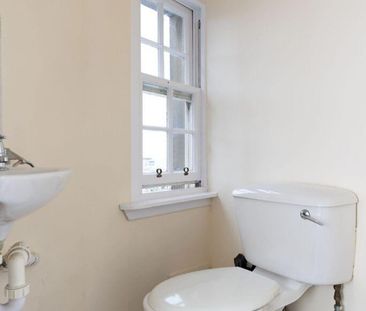 5 bedroom flat share to rent - Photo 5