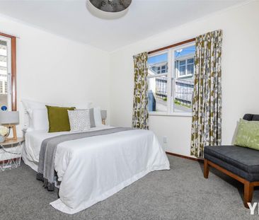 102 Helston Road, Paparangi - Photo 3