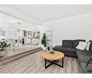 Charming 2-Bedroom Freshly painted - Your Perfect Home Awaits - Photo 5