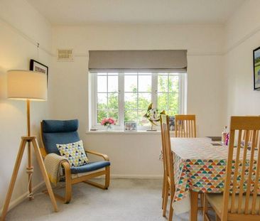 3 bedroom flat to rent - Photo 5