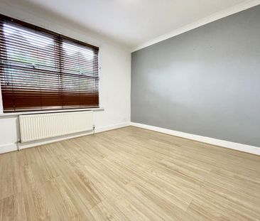 4 bedroom terraced house to rent - Photo 1
