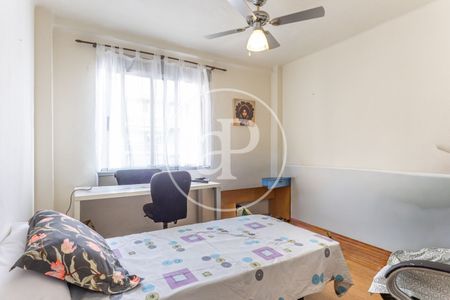 Flat for rent with views in Jesús (Valencia) - Photo 4
