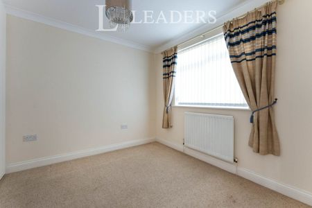 2 bedroom bungalow to rent Well Road, Pagham - Photo 4