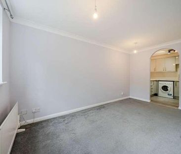 Hanson Close, Beckenham, BR3 - Photo 5