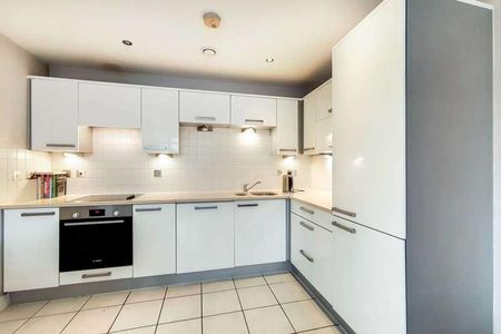 Clapham Park Road, Clapham, SW4 - Photo 3